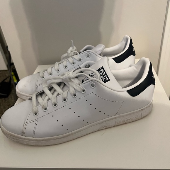 Mens Adidas Stan Smith Size 10 - Picture 2 of 4